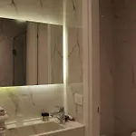 Bougainville Bay 5* Sarandë