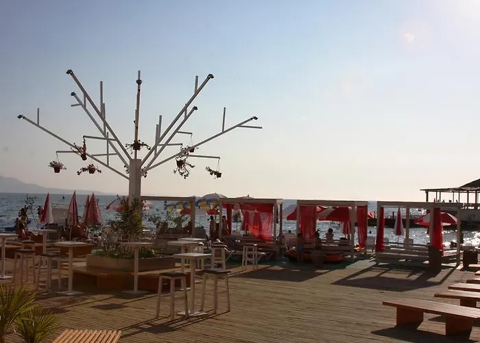 Bougainville Bay מלון