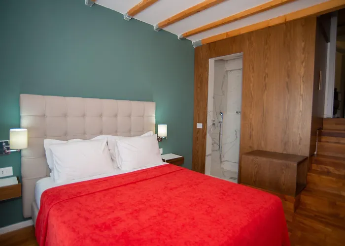 מלון Bougainville Bay 5*