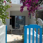 Bougainville Bay 5* Sarandë