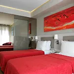 Bougainville Bay Sarandë