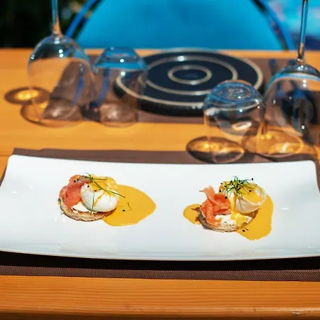 Bougainville Bay Hotel Sarande