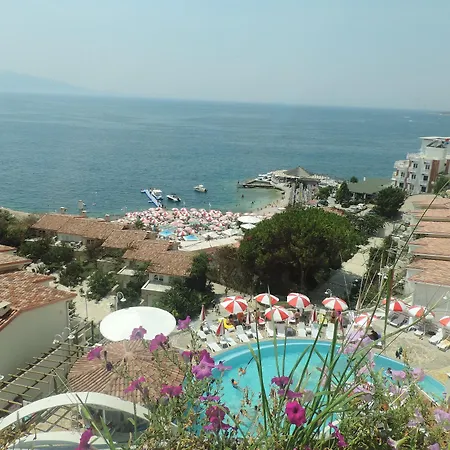Bougainville Bay Hotel