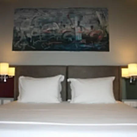 Bougainville Bay Hotel