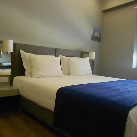 布干维里湾酒店 5*