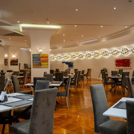 Bougainville Bay Hotel
