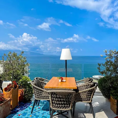 Hotel Bougainville Bay