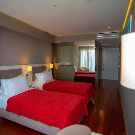 Bougainville Bay Hotel 5*