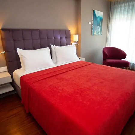 Bougainville Bay Hotel 5*