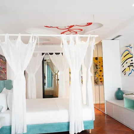 Bougainville Bay 5* Sarandë