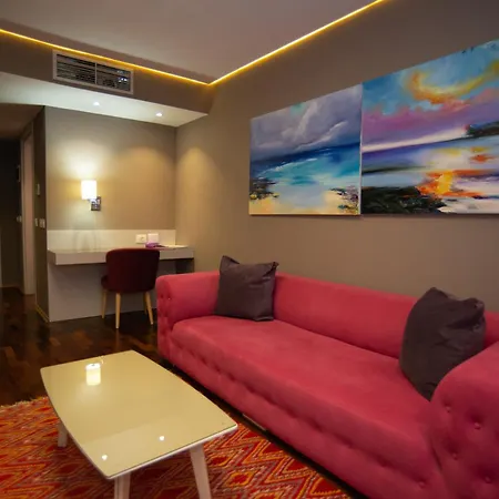 Bougainville Bay Hotel 5*