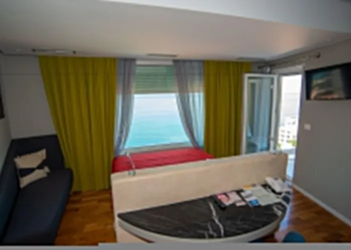 Bougainville Bay Sarande