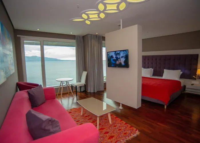 Bougainville Bay Hotel Sarandë