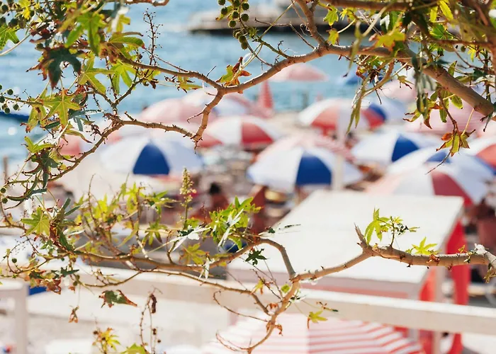 Bougainville Bay Sarande