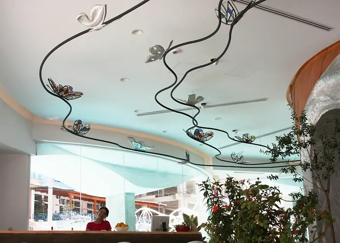 Bougainville Bay Sarande