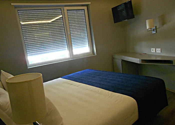 Bougainville Bay Hotel